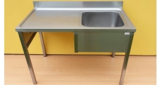 Pracovní stůl nad myčku se dřezem vpravo, prolamovaná deska, 1200x600x900mm, nerezový gastro nábytek